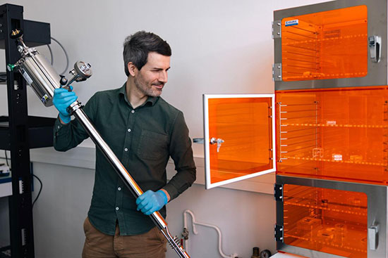 Dr. Gaël Grissonnanche and his research group, École Polytechnique