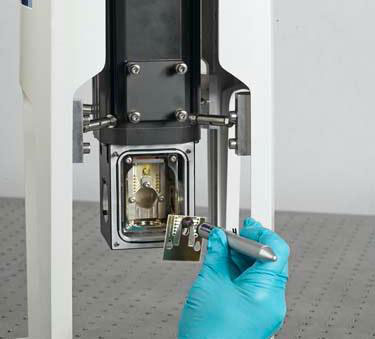 OptistatDry BLV Cryofree® - Unique Sample Exchange and Alignment OptistatDry BLV Cryofree® - Unique Sample Exchange and Alignment